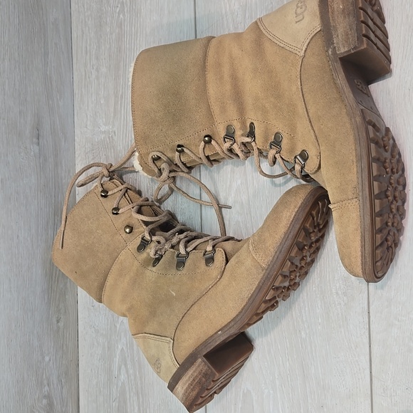 UGG Australia Women's Lace-Up Tan Military Style Boots Shoes Sz 7 - Picture 11 of 14